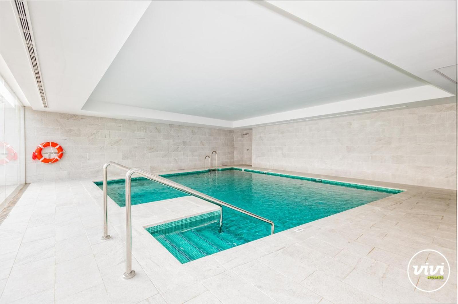 Vivi Homes - Bambu Pool, Gym, Sauna & * Torremolinos